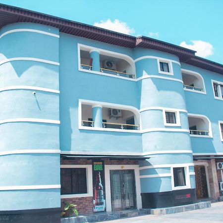 Kay Luxury Suites Uyo Dış mekan fotoğraf