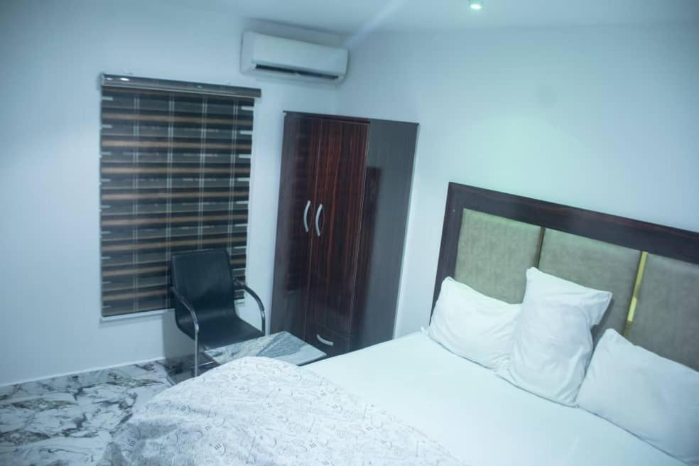 Kay Luxury Suites Uyo Dış mekan fotoğraf